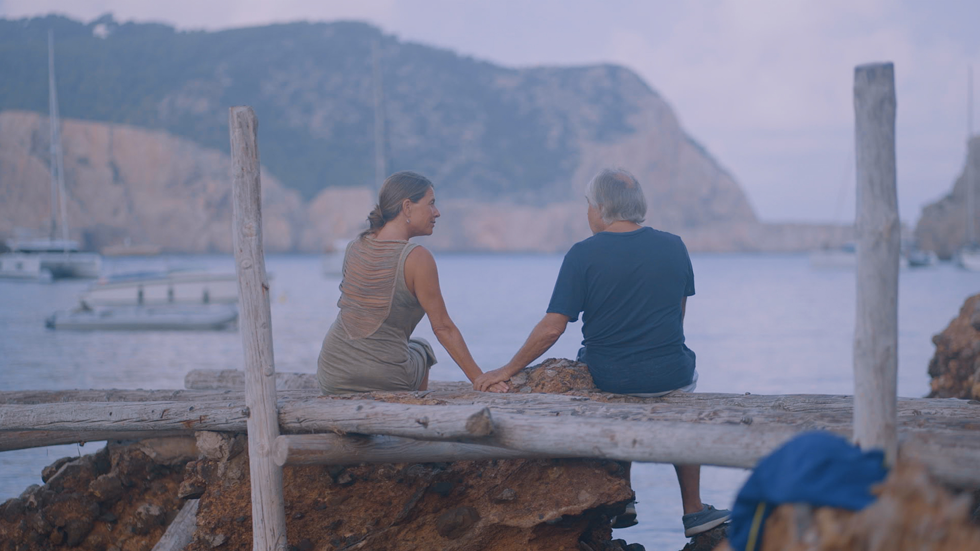 Fotograma de 'Azul, un viaje sanador hacia el Amor'